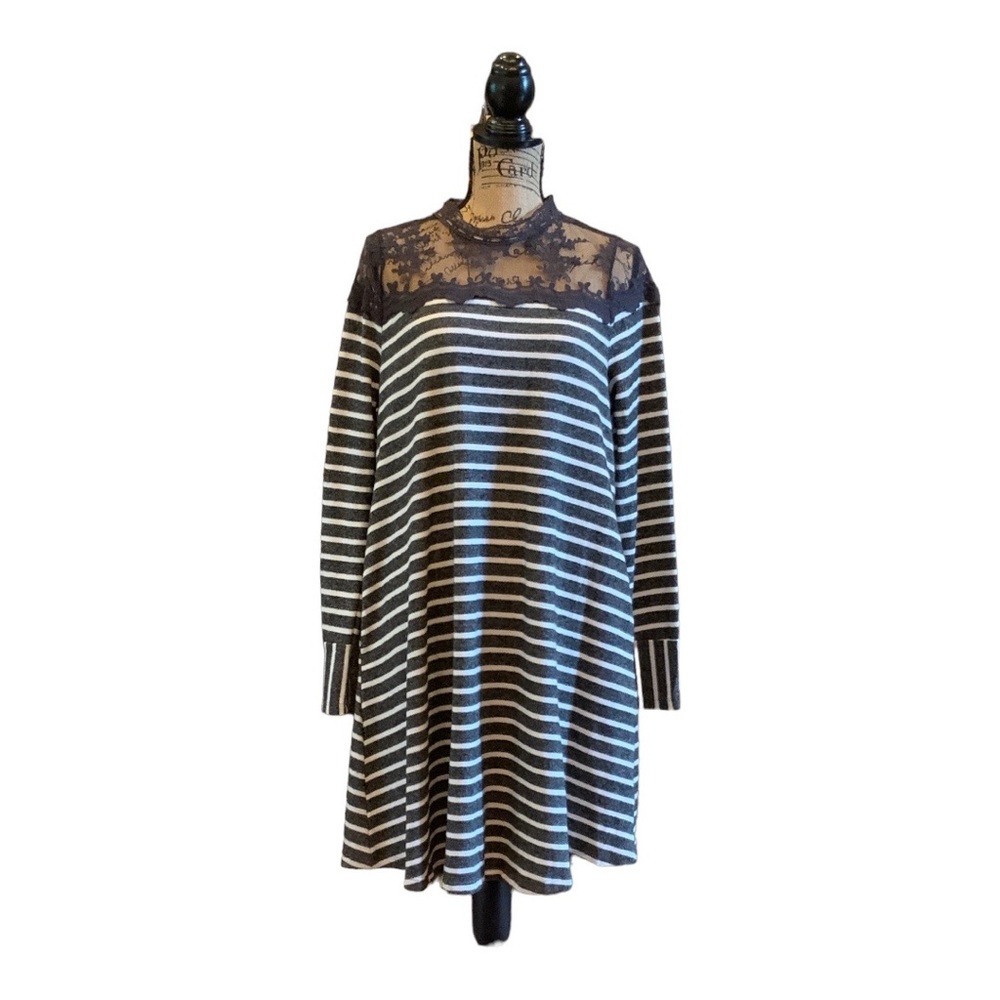 Tunic Dress Dark Grey and White Stripe. Lace on top. Size L. Andreé by Unit
